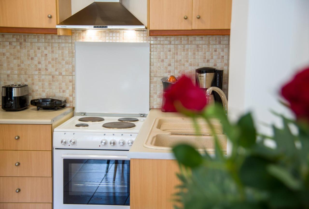 Manolia Dream Apartment 30M To The Beach Agia Marina  Bagian luar foto