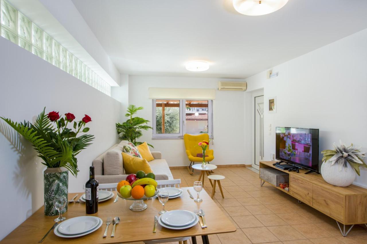 Manolia Dream Apartment 30M To The Beach Agia Marina  Bagian luar foto