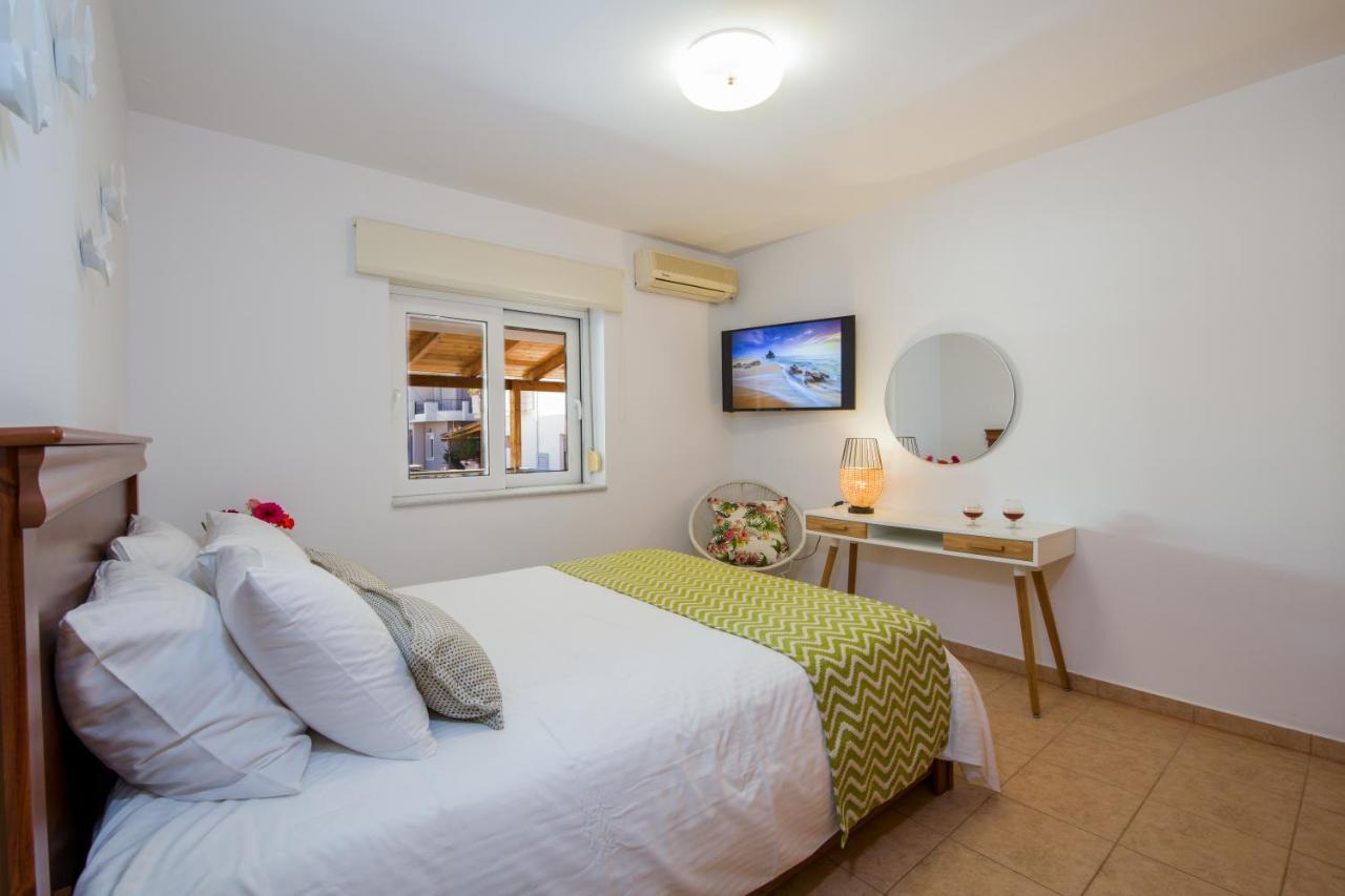 Manolia Dream Apartment 30M To The Beach Agia Marina  Bagian luar foto